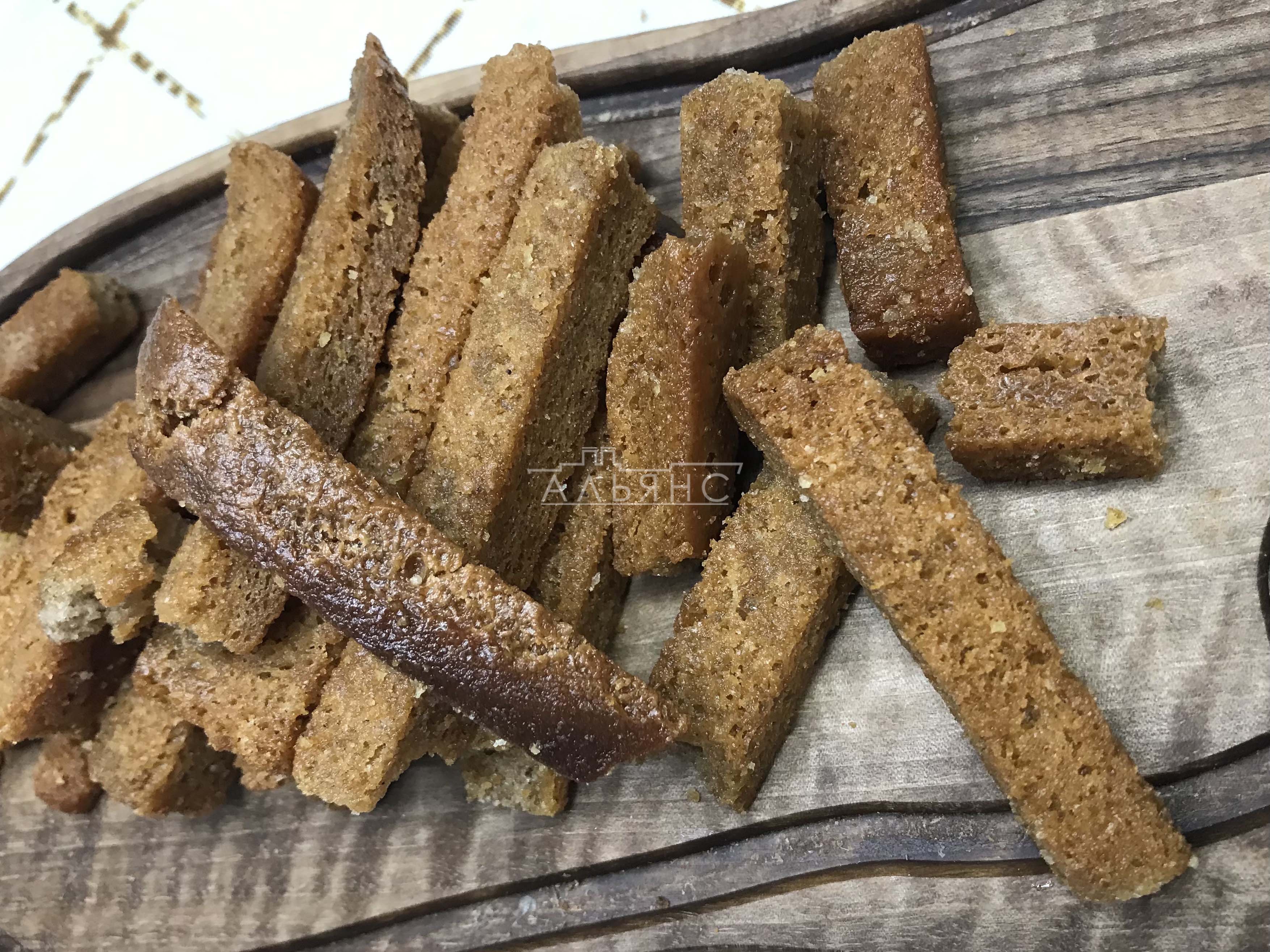 Деревенские гренки с чесноком в Дзержинске