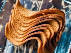 Кнуты  Салями Классические 50 гр: Ресторанные гренки с сыром