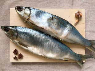 Арахис со вкусом бекона: Сиг вяленый