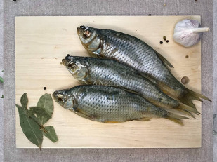 Арахис со вкусом бекона: Красноперка вяленая